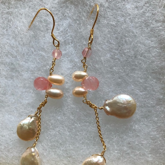 Giu Giu Freshwater Pearl & Rose Quartz Earring - Picture 3 of 8